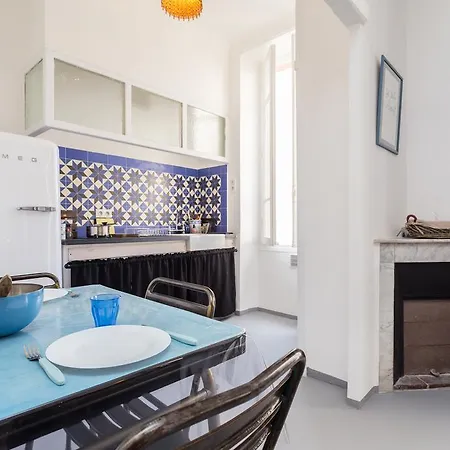 Appartement Le Fighiera Nizza Zimmer foto